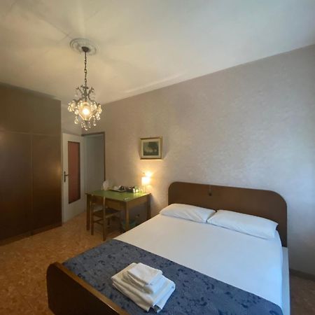 Suzzani House Milan Hotel Exterior photo